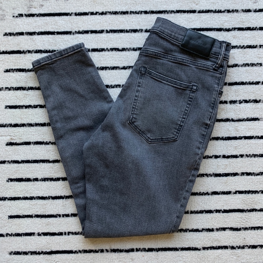 Everlane • Authentic Stretch Washed Black Ankle Jeans